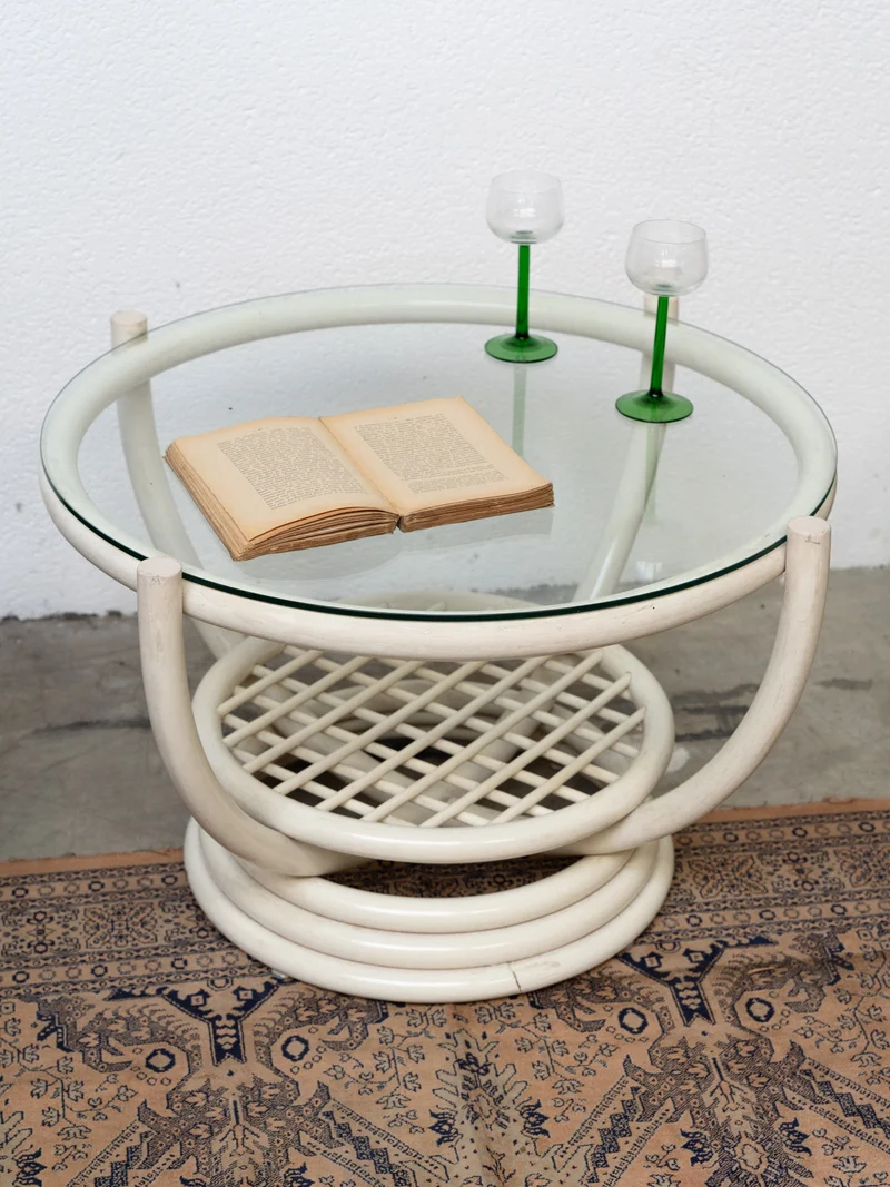 Léonie, la table basse en rotin N°942