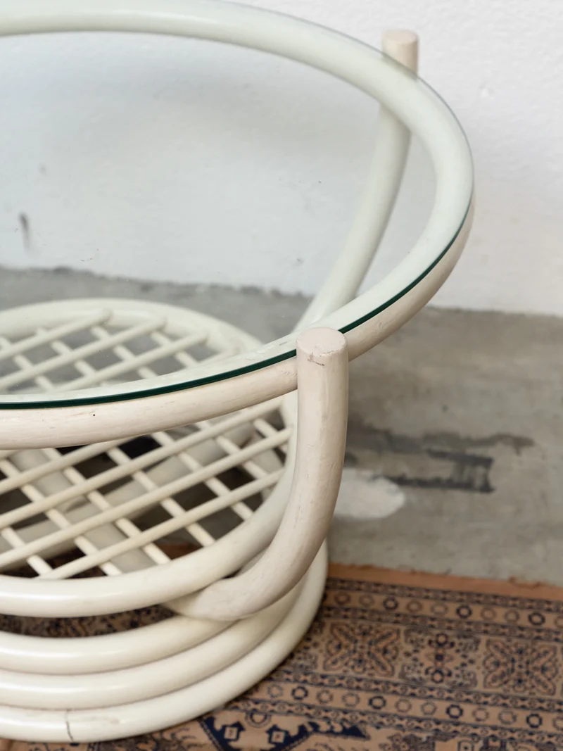 Léonie, la table basse en rotin N°942