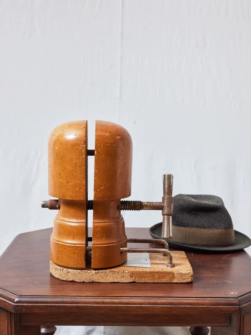 Alix, l'agrandisseur à chapeau décoratif N°940
