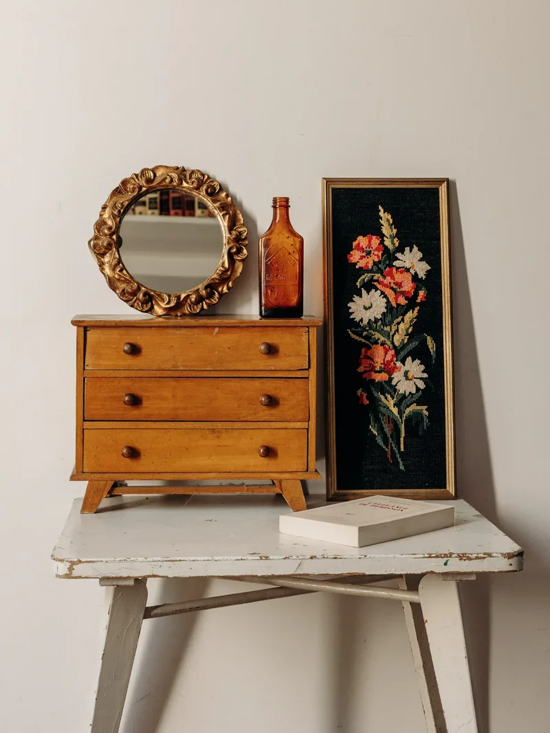 Nina, la toile brodée fleuri N°395