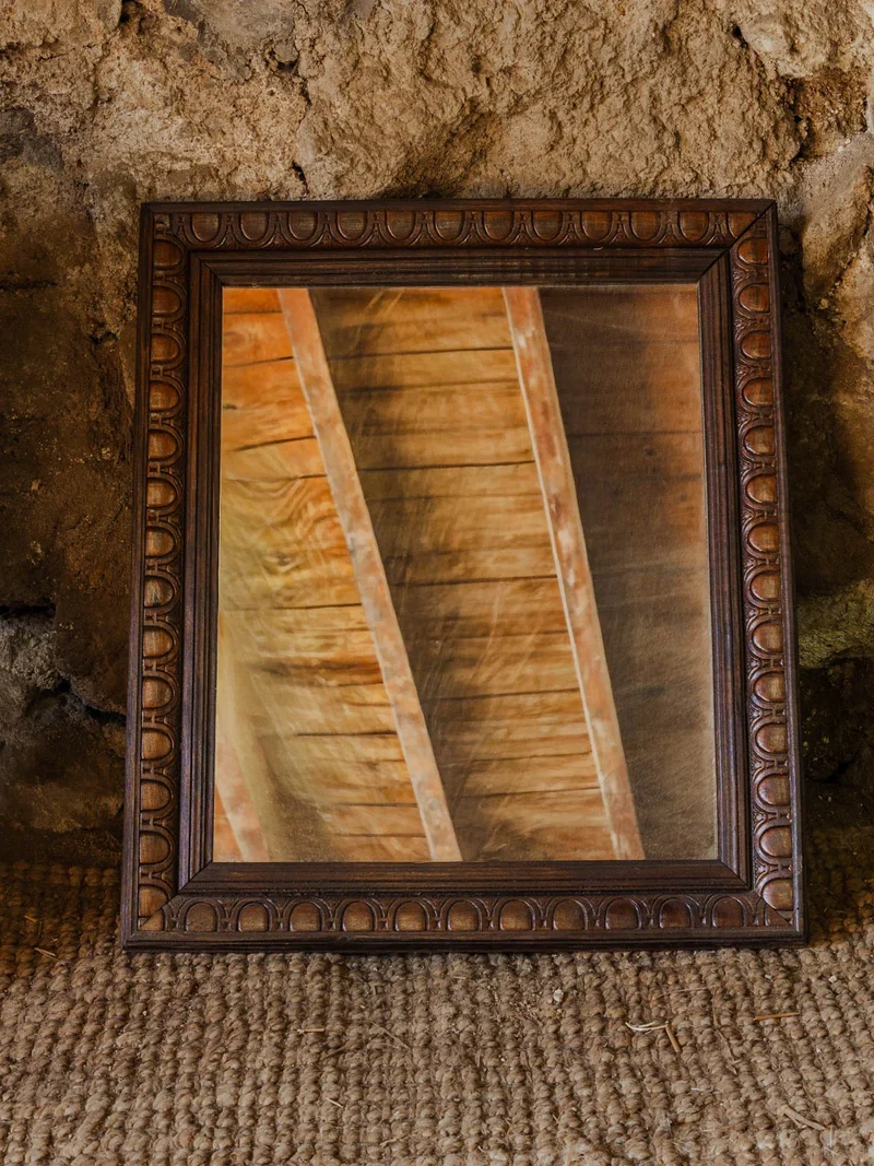 Igor, le miroir en bois N°1007