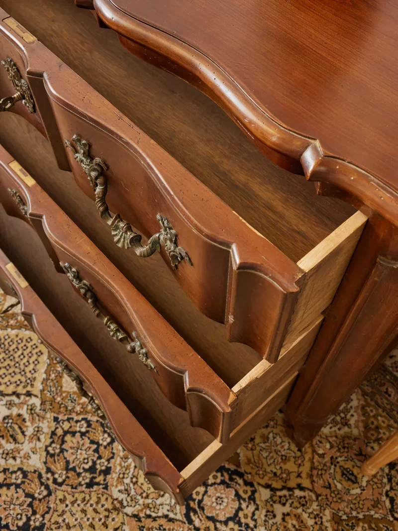 Garance, la commode arbalète en bois N°613