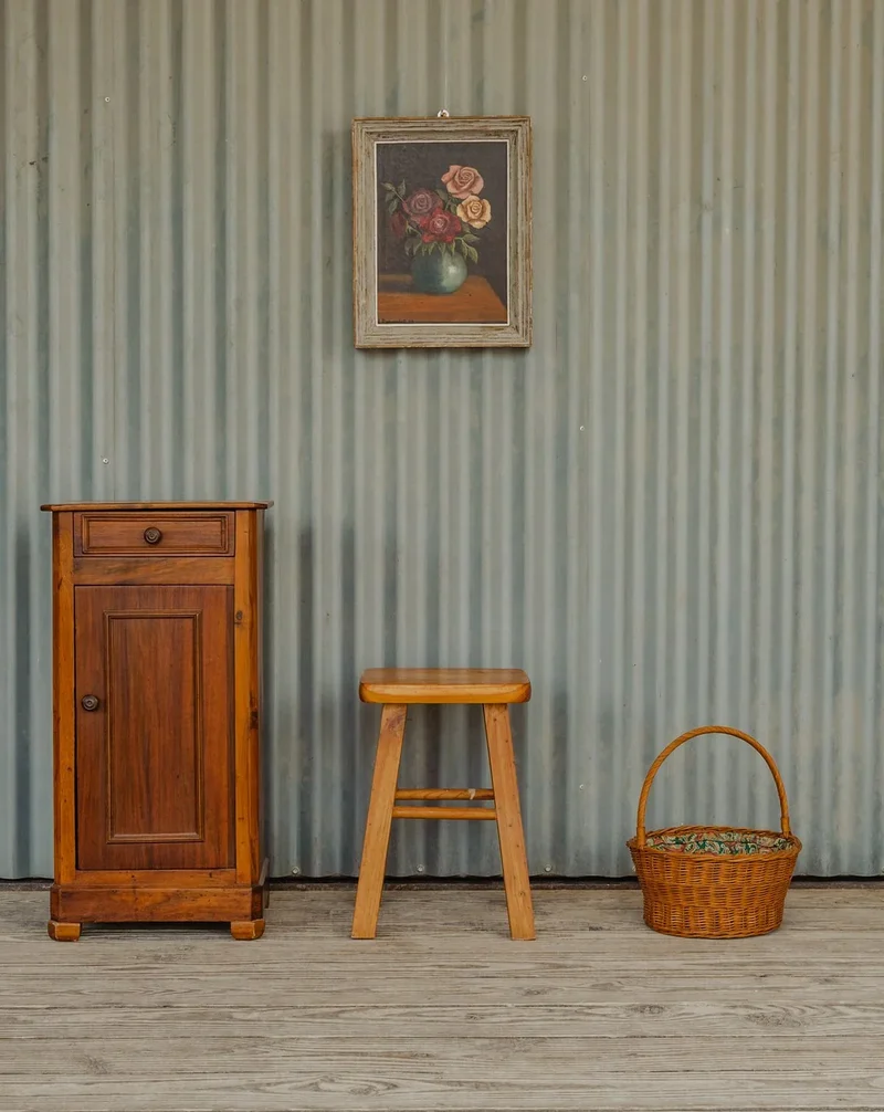 Regis, le tabouret en bois N°1335