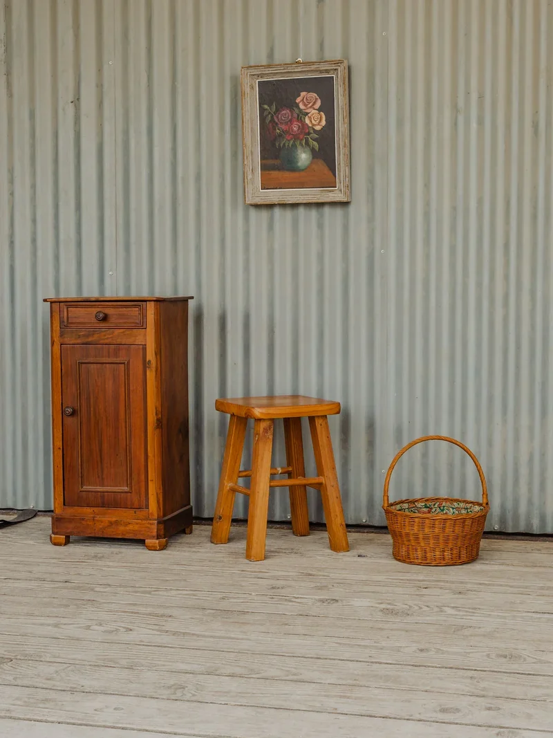 Regis, le tabouret en bois N°1335
