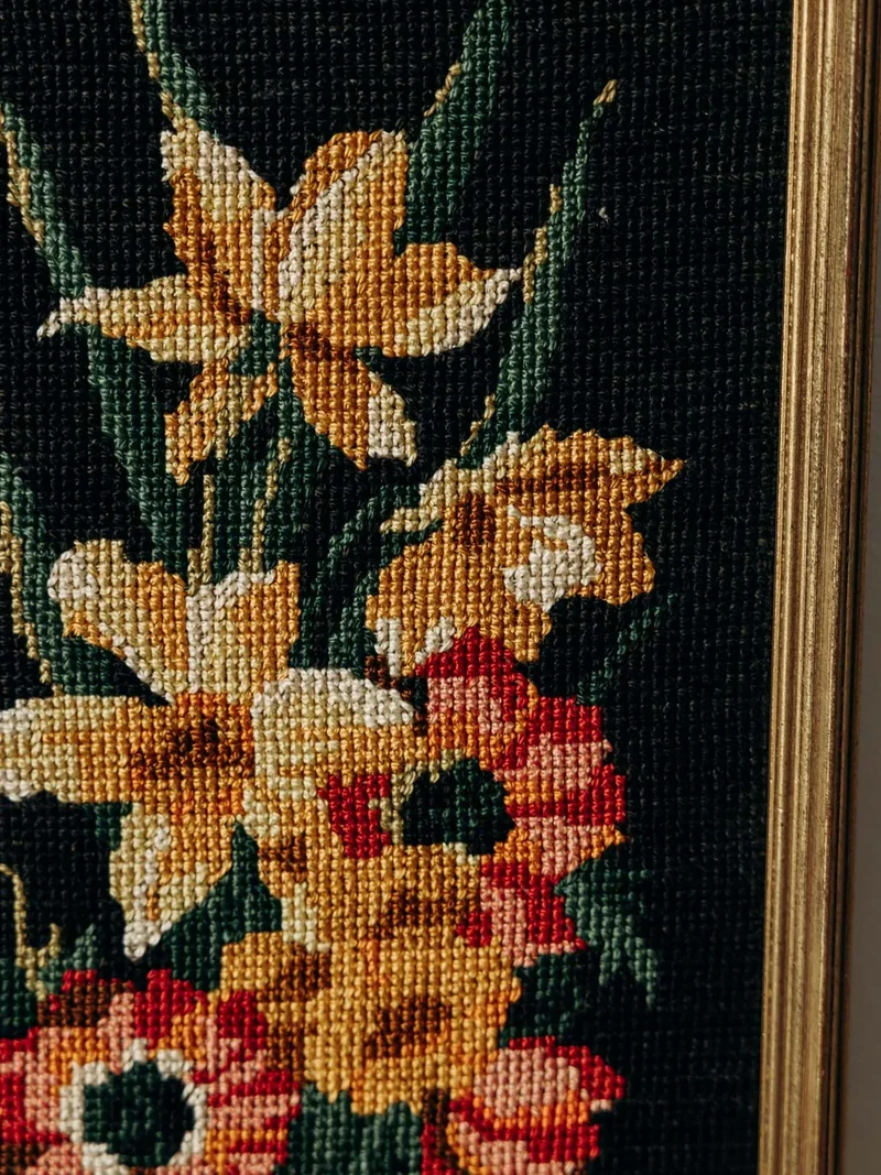 Nina, la toile brodée N°400