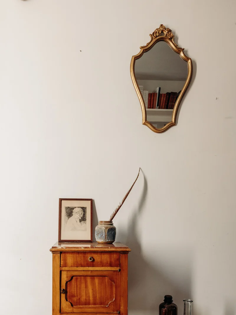 Georges, le miroir ancien doré N°1124