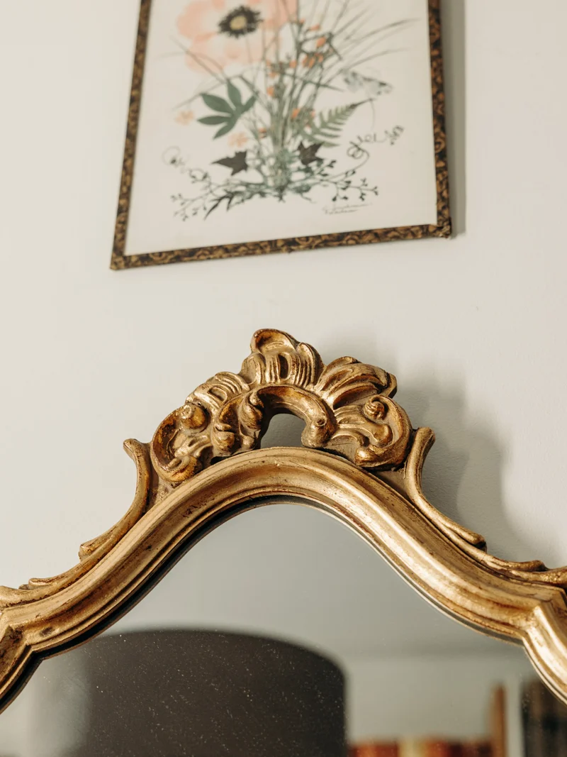 Georges, le miroir ancien doré N°1124