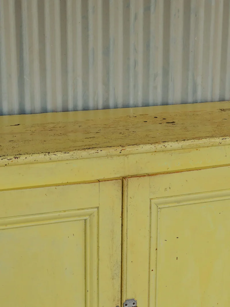Gilbert, le buffet en bois jaune N°1498