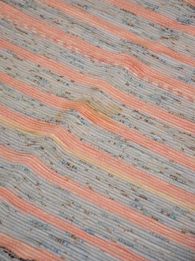 Olivier, le tapis rose et bleu ciel N°113