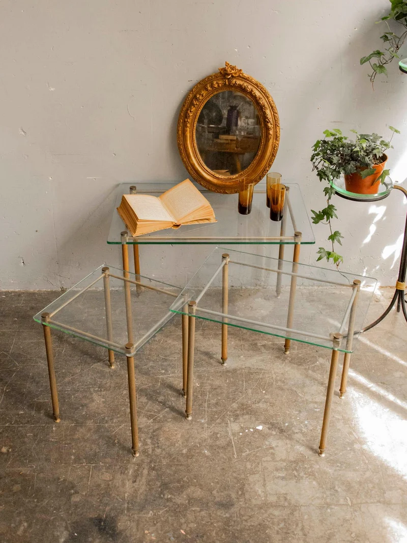 Barbara, la table gigogne au plateau de verre N°150