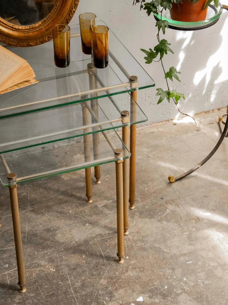 Barbara, la table gigogne au plateau de verre N°150