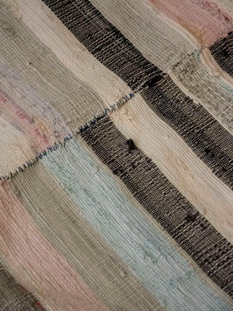 Olivier, le tapis aux motifs graphiques N°126