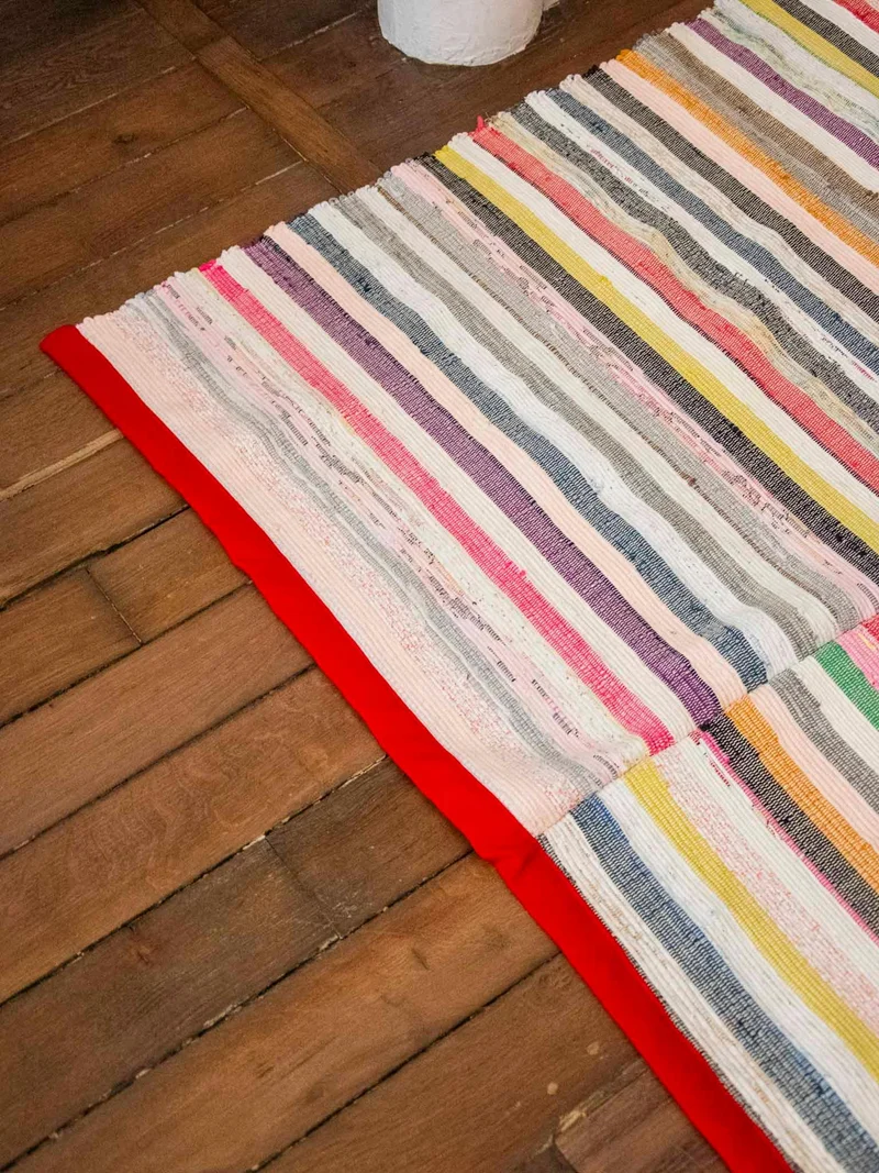 Olivier, le tapis rayé multicolore N°128