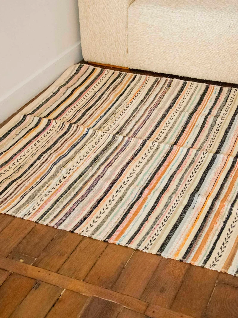 Olivier, le tapis en lin et coton N°110
