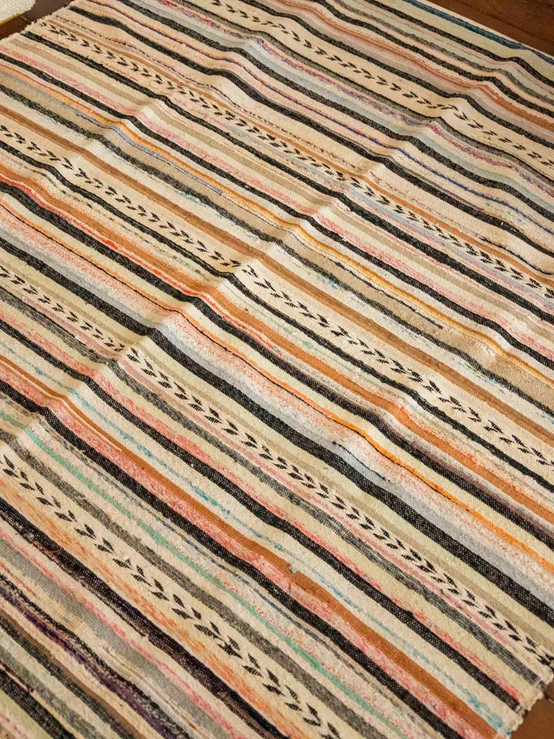 Olivier, le tapis en lin et coton N°110