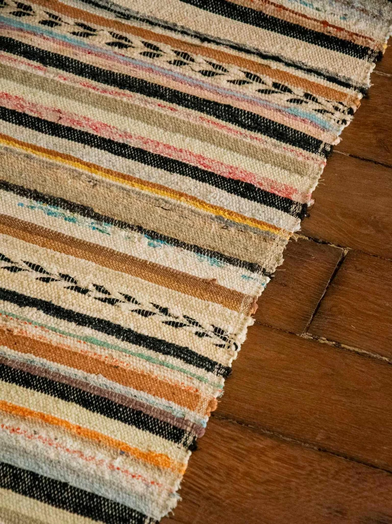 Olivier, le tapis en lin et coton N°110