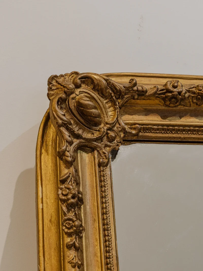 Georges, le grand miroir style Louis-Philippe doré N°1163