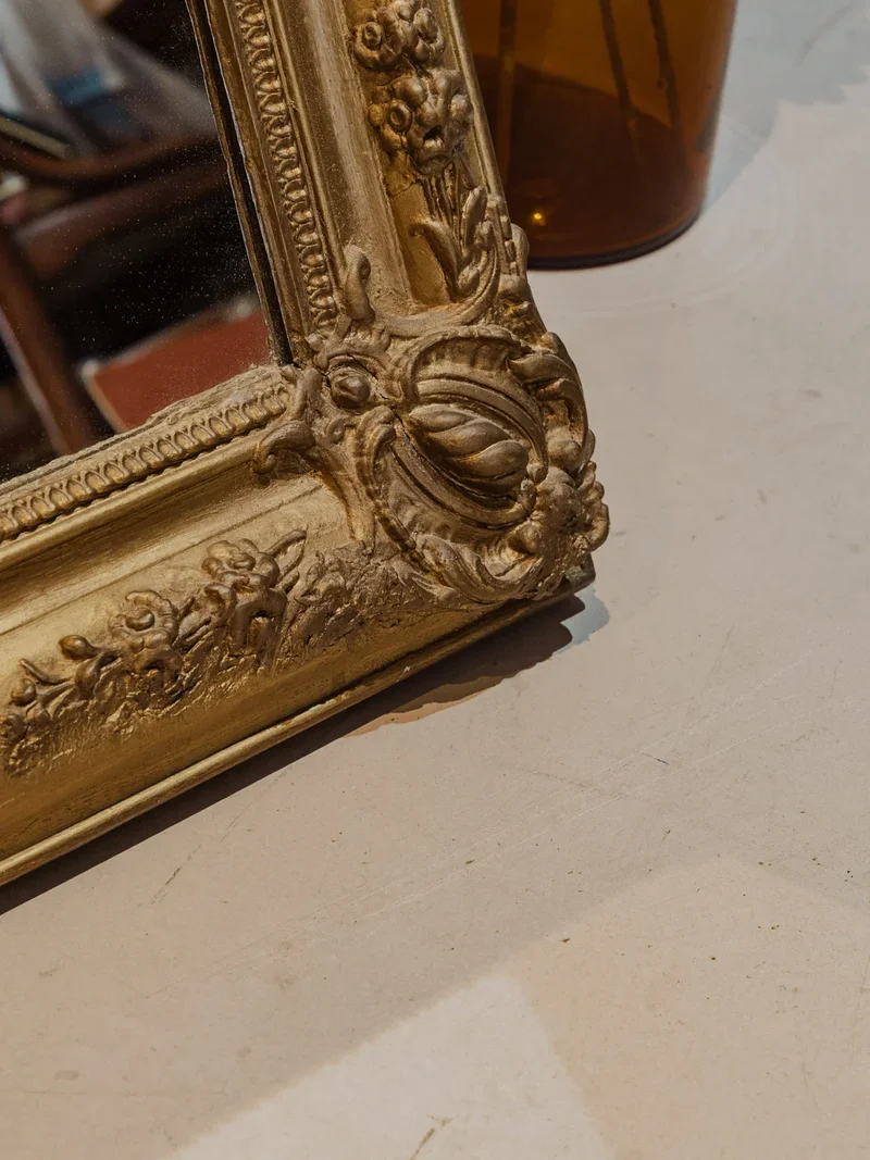 Georges, le grand miroir style Louis-Philippe doré N°1163