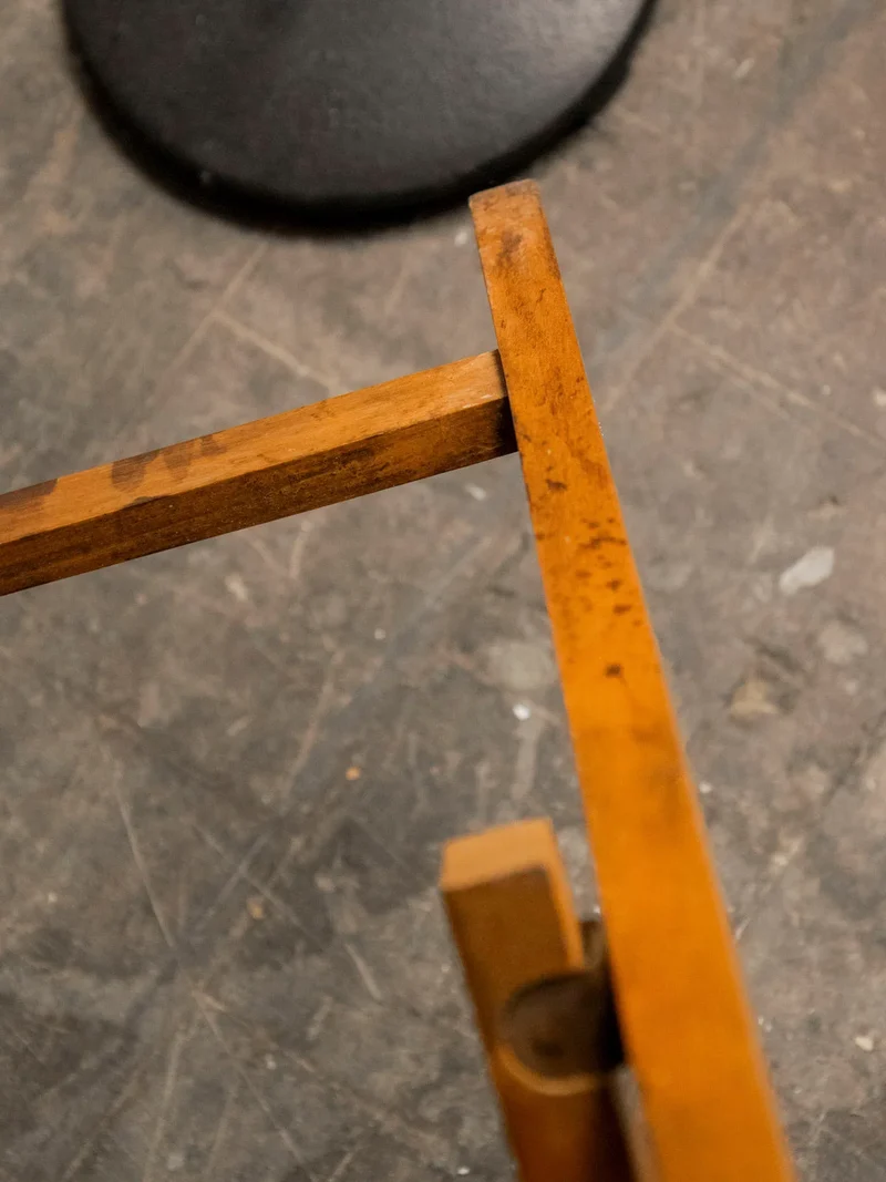 Claude, la paire de chaises pliantes en bois N°1188