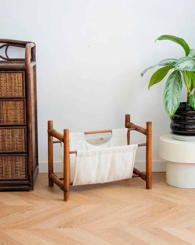 Désiré, le porte-revues en tissu blanc N°188