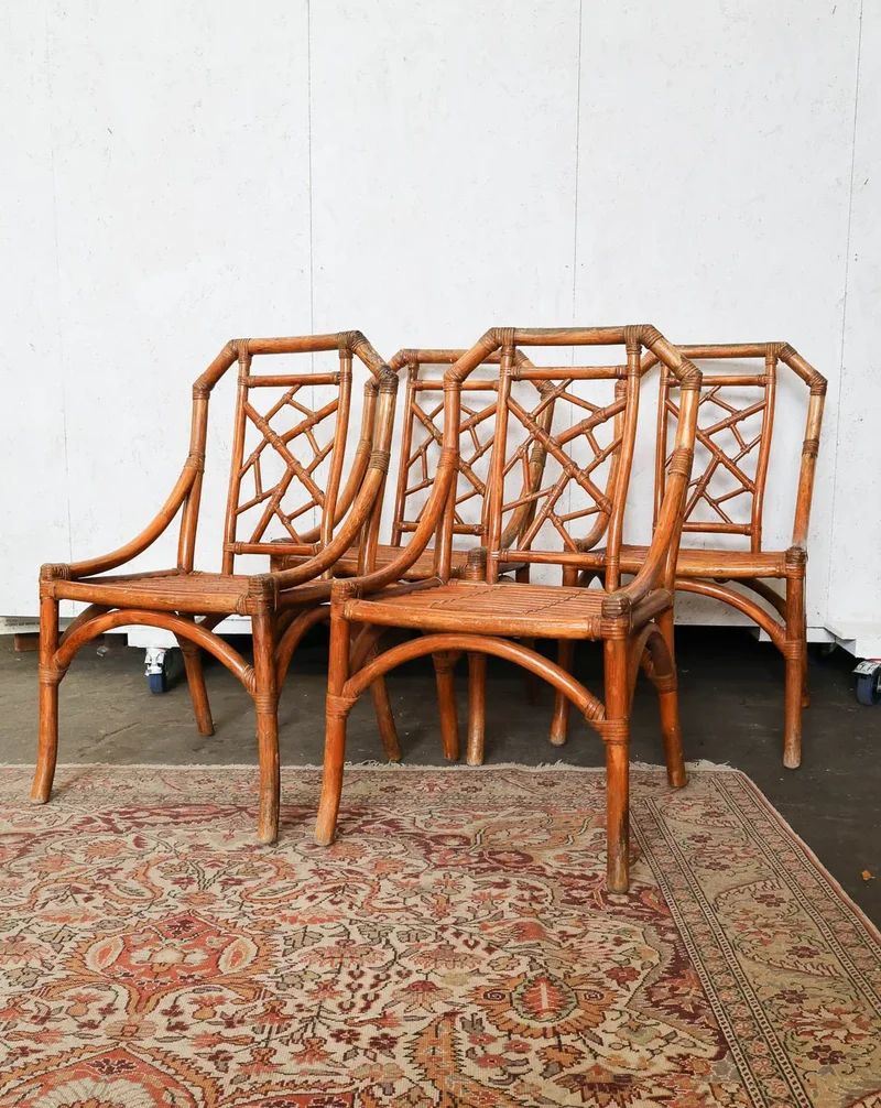 Claude, le lot de quatre chaises en rotin N°1146
