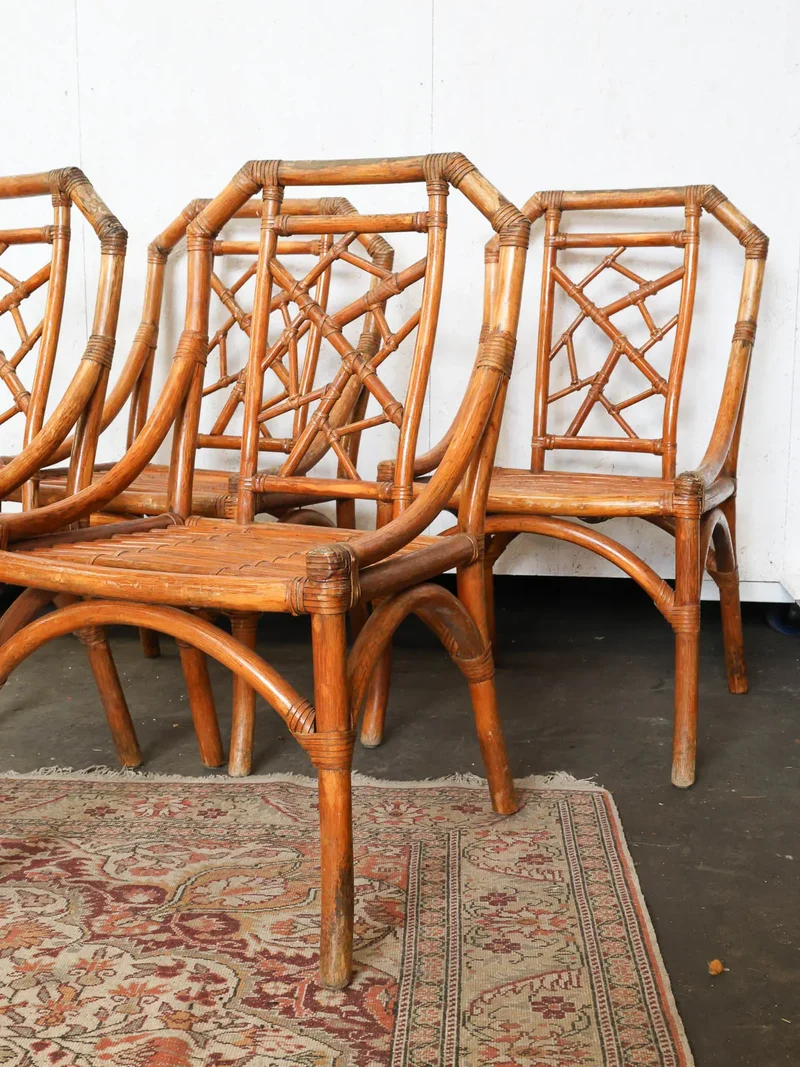 Claude, le lot de quatre chaises en rotin N°1146
