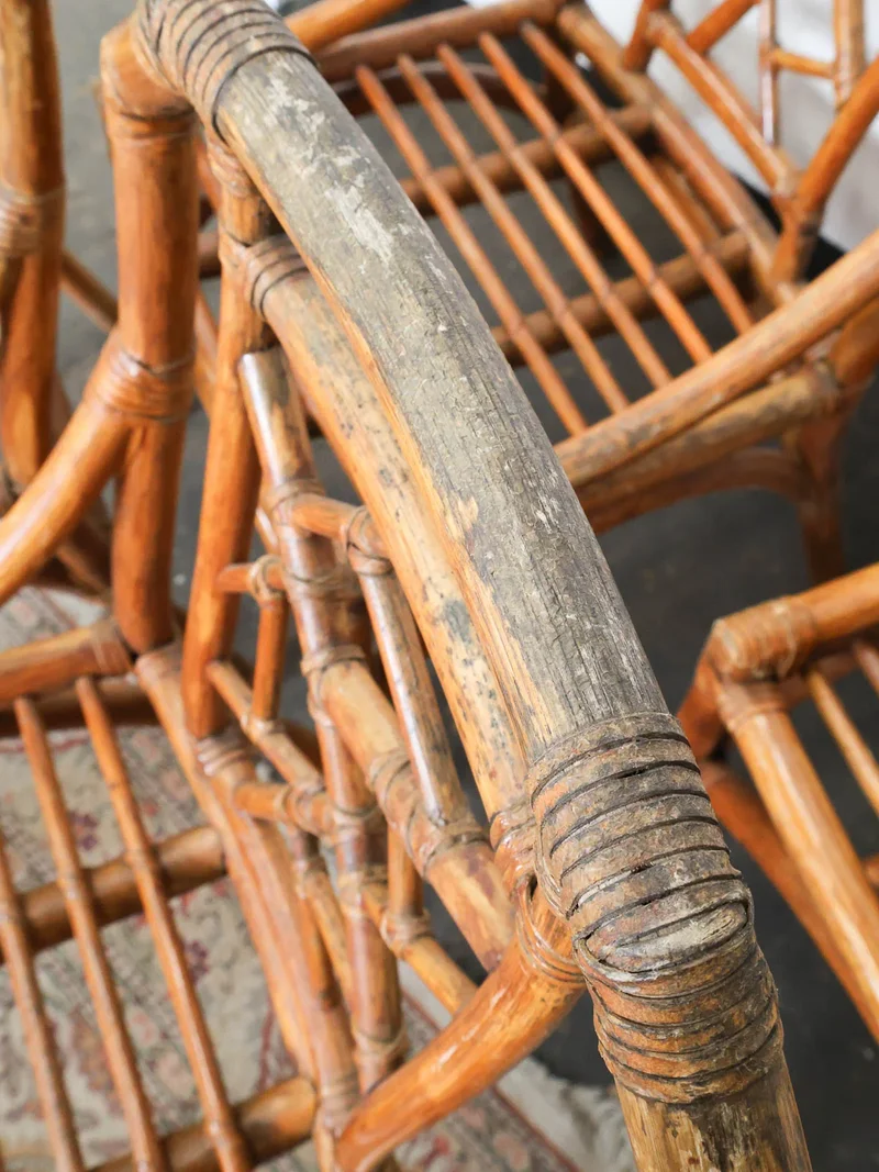 Claude, le lot de quatre chaises en rotin N°1146