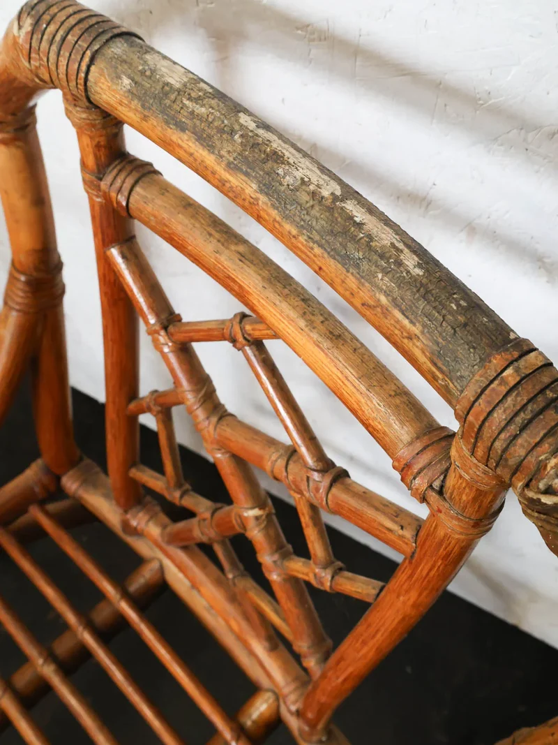 Claude, le lot de quatre chaises en rotin N°1146