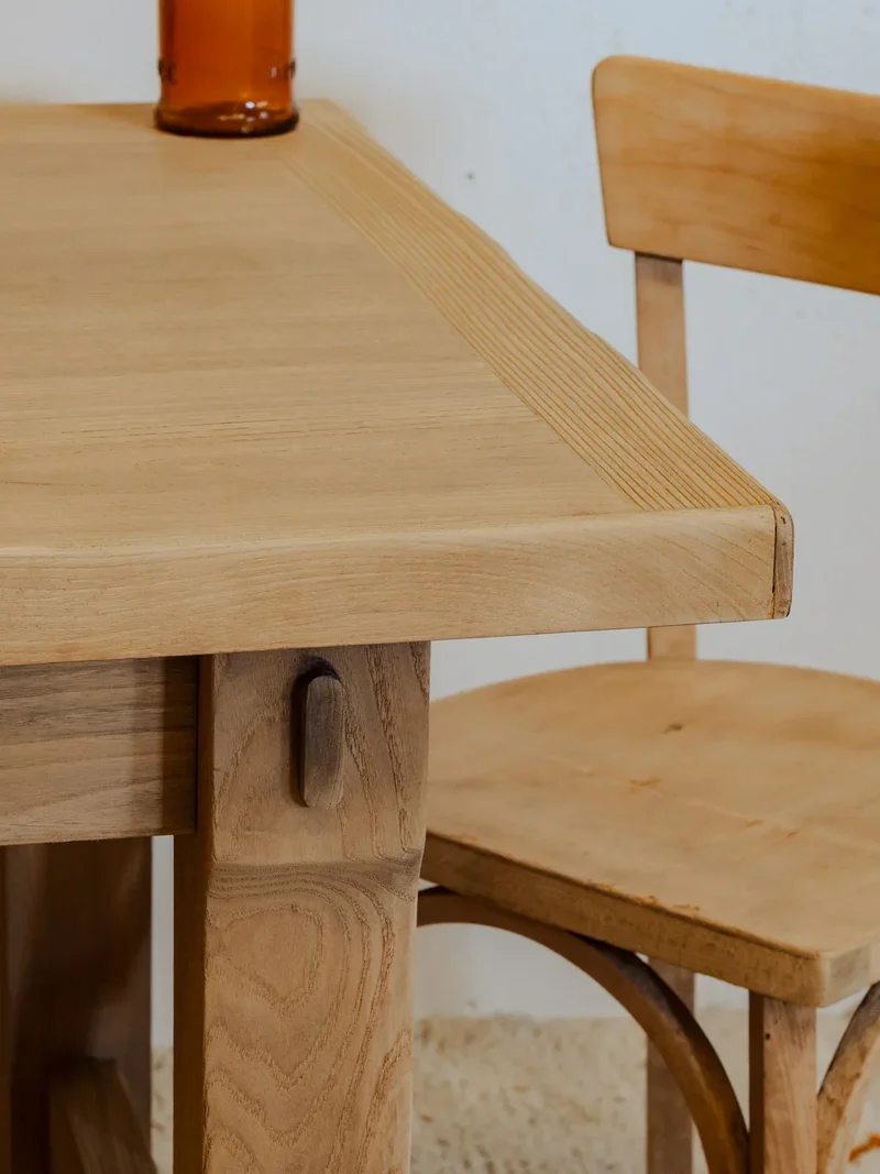 Romy, la table à manger de ferme en bois N°1311