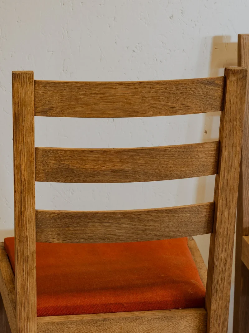 Claude, le lot de 6 chaises en chêne et tissu orange N°1168