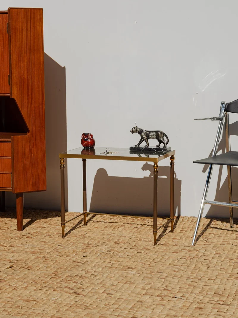 Hanna, la table d'appoint en métal et verre N°1287