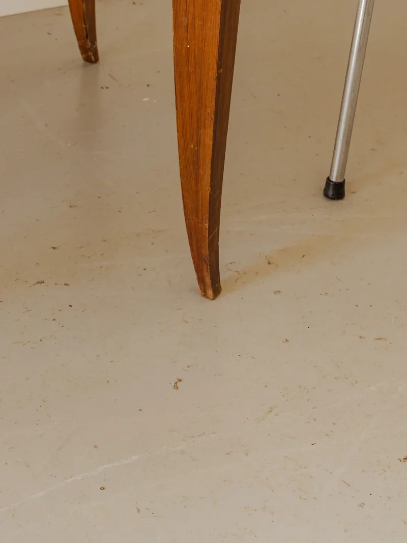 Hanna, la table d'appoint en bois et verre N°1289