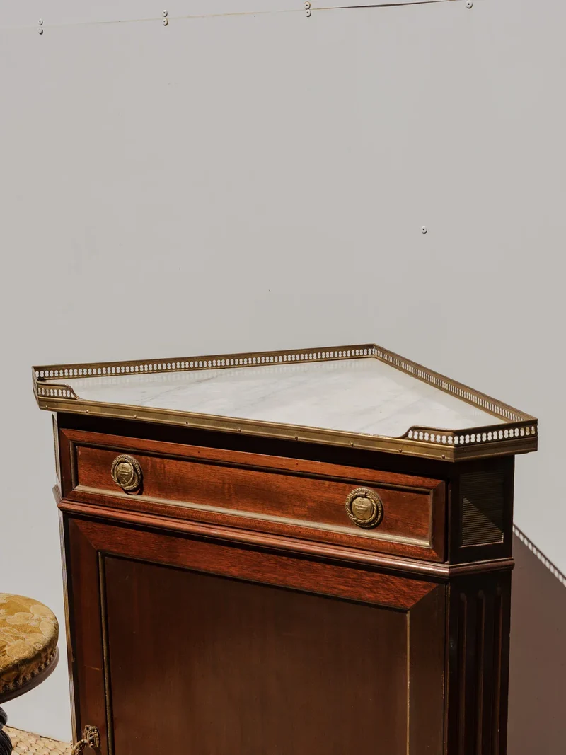 Gilbert, le buffet d'angle en bois N°883