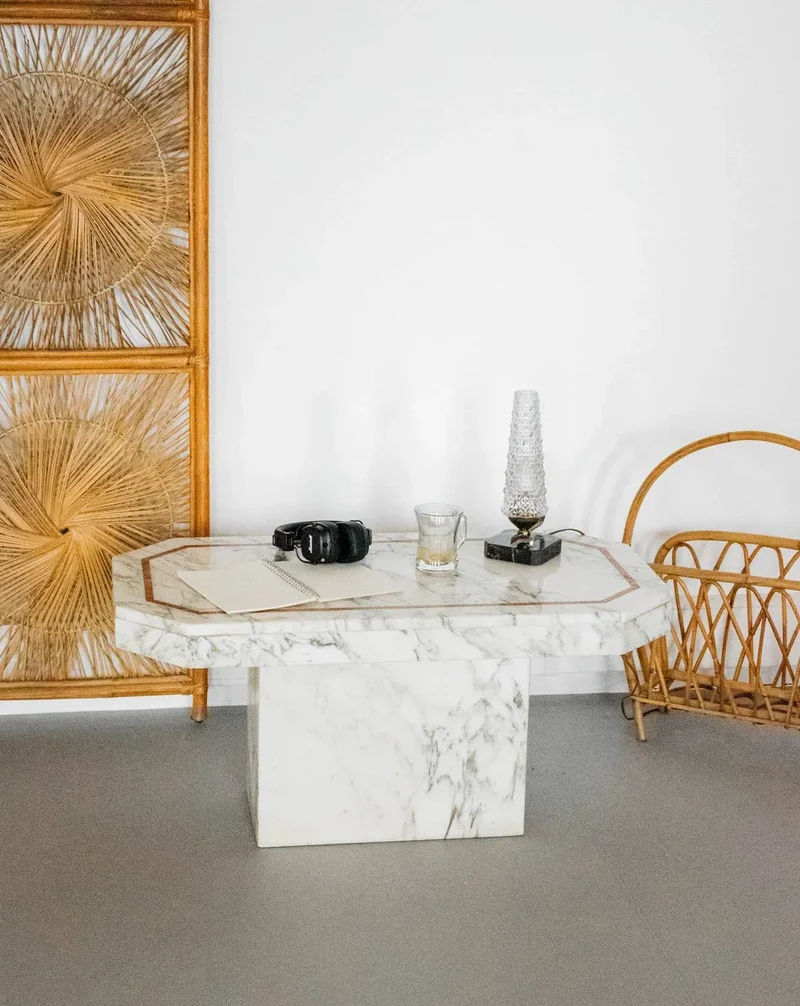 Marie-Pierre, la table basse en marbre N°80