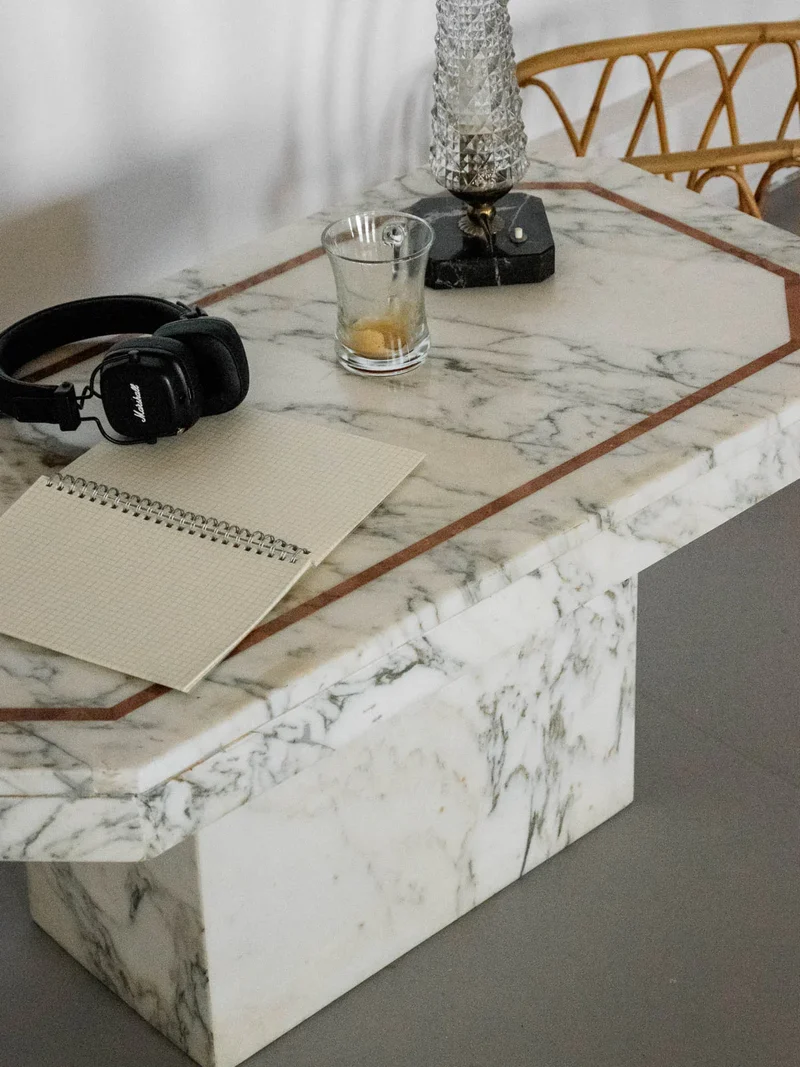 Marie-Pierre, la table basse en marbre N°80