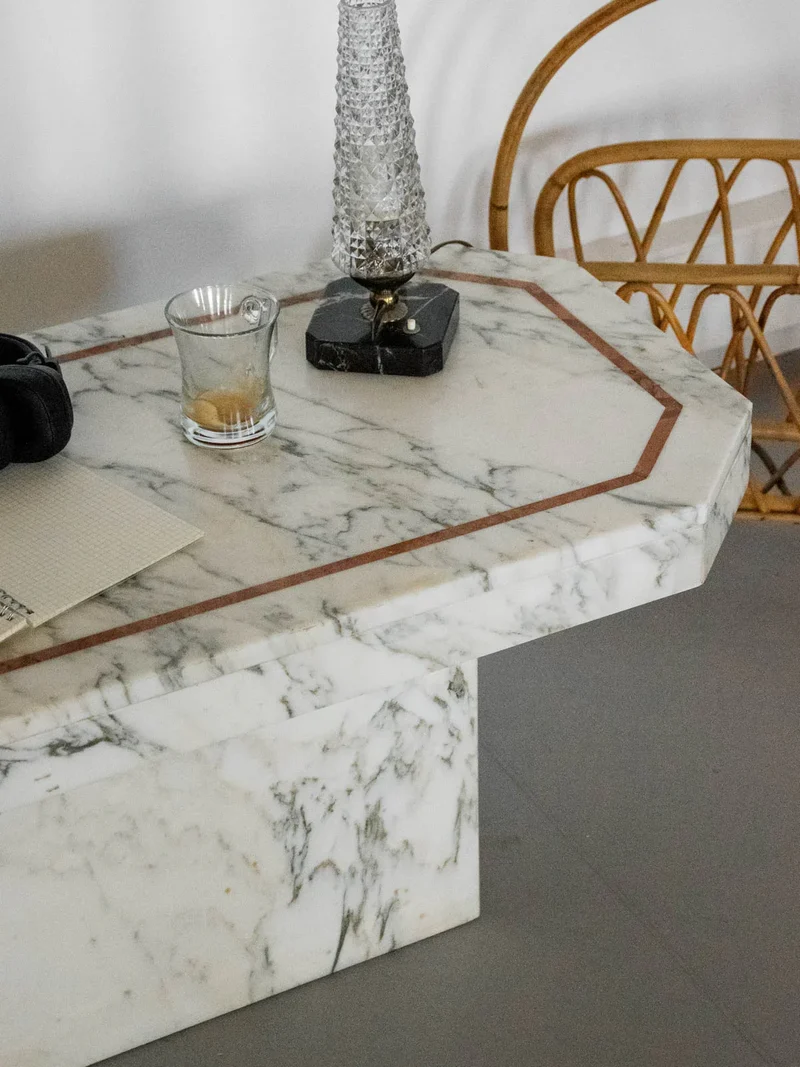 Marie-Pierre, la table basse en marbre N°80