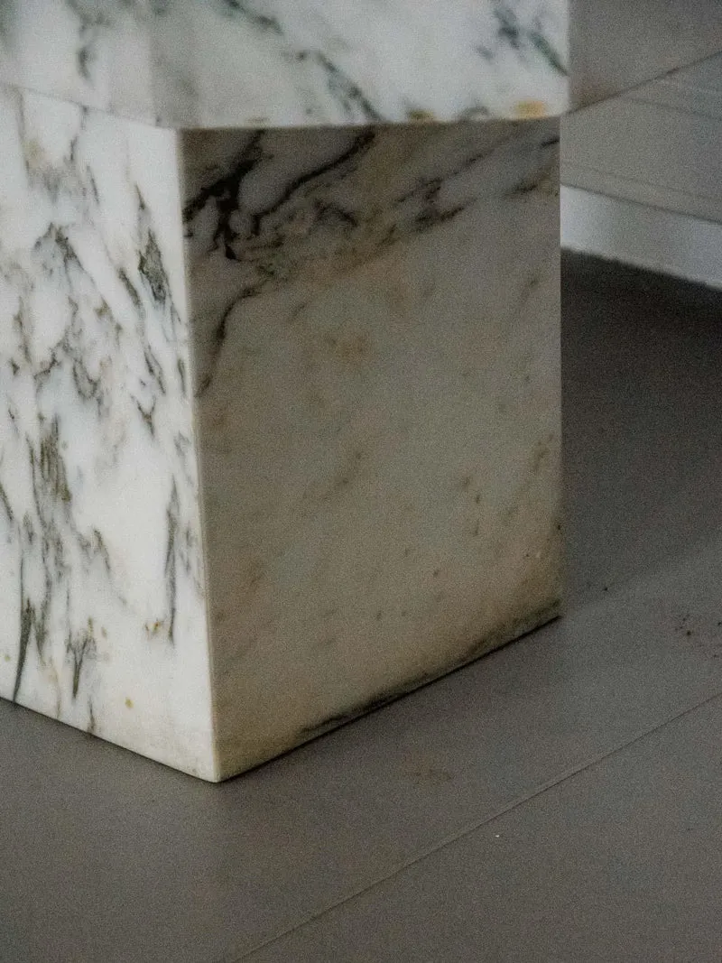 Marie-Pierre, la table basse en marbre N°80