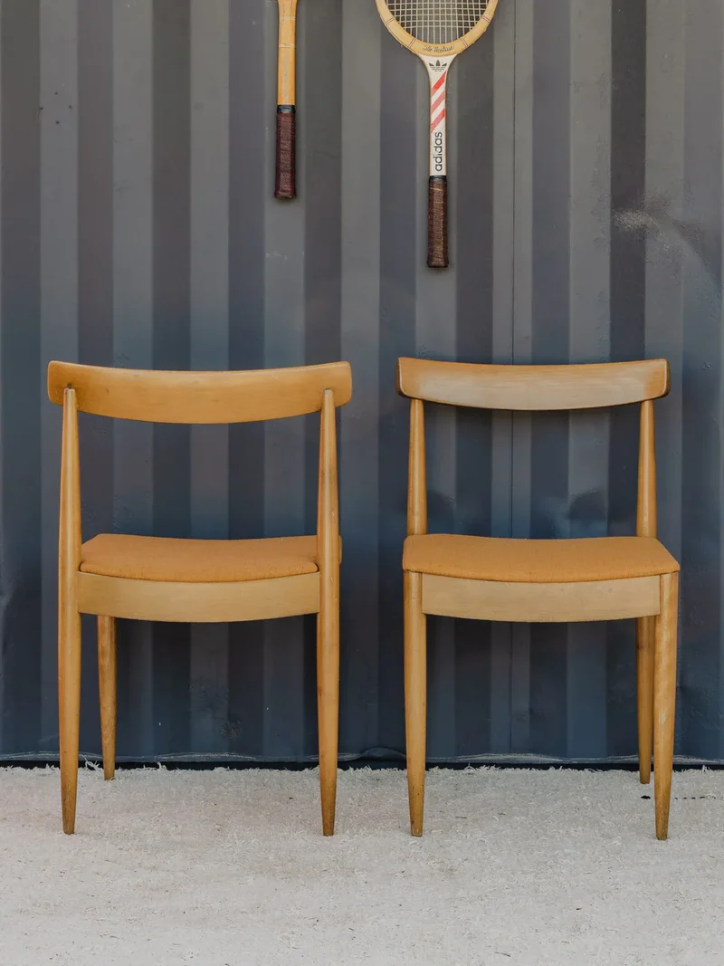 Alma, le lot de 5 chaises en bois et tissu beige N°1489
