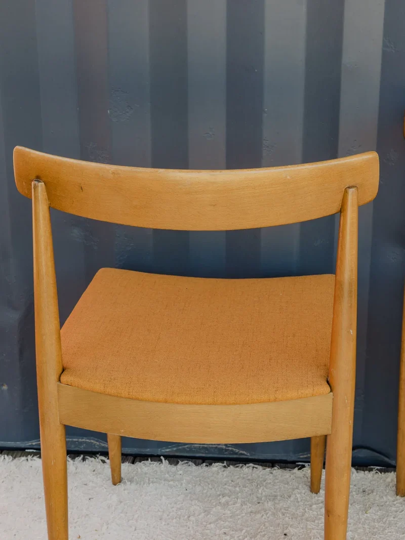 Alma, le lot de 5 chaises en bois et tissu beige N°1489