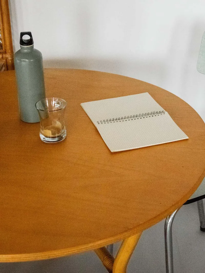 Romy, la table à manger en bois clair et bambou N°1280