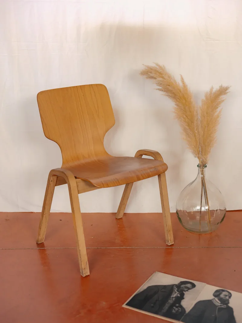 Alma, la chaise en bois clair scandinave N°1436