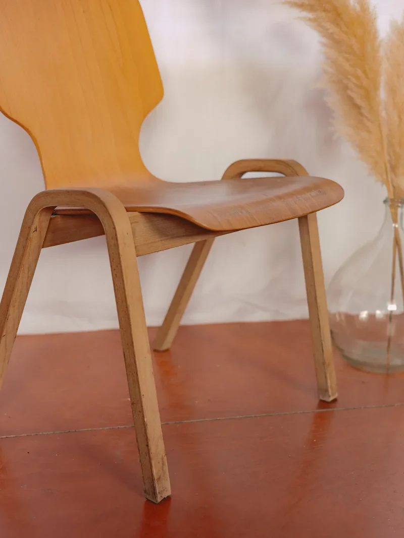 Alma, la chaise en bois clair scandinave N°1436
