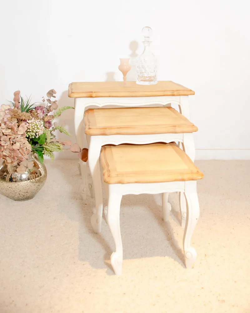 Barbara, les tables gigogne en bois N°149