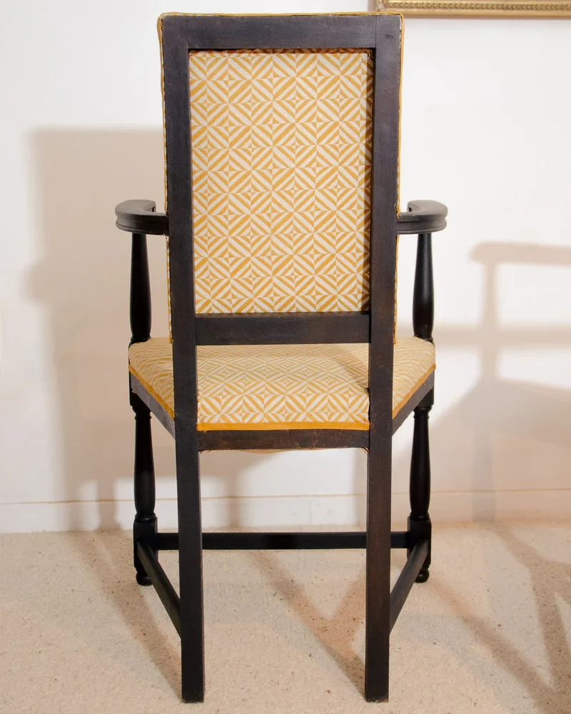 Ernest, la paire de fauteuil en bois N°912