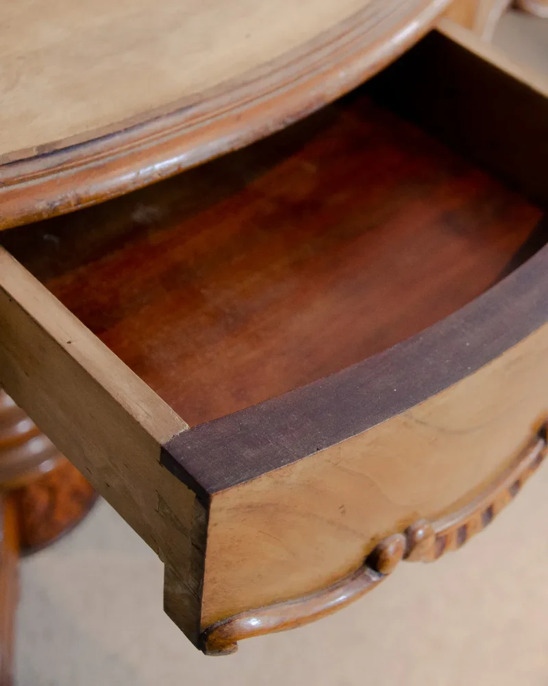 Francine, la table en bois N°887