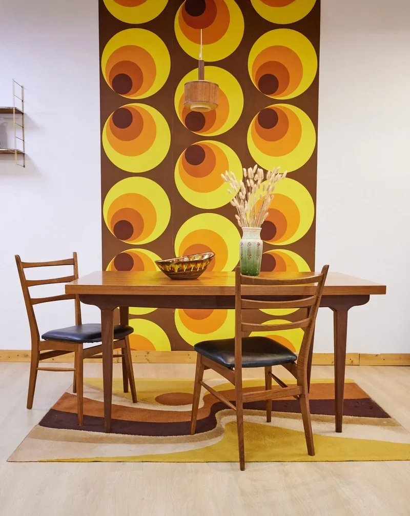 Karla, la table à manger scandinave en bois N°1124