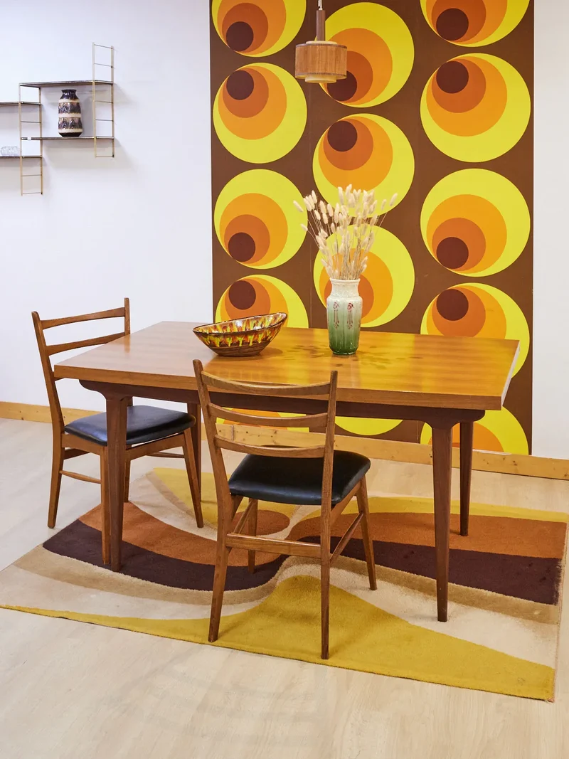 Karla, la table à manger scandinave en bois N°1124