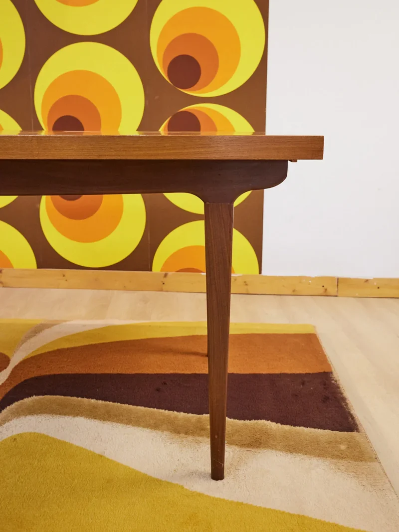 Karla, la table à manger scandinave en bois N°1124
