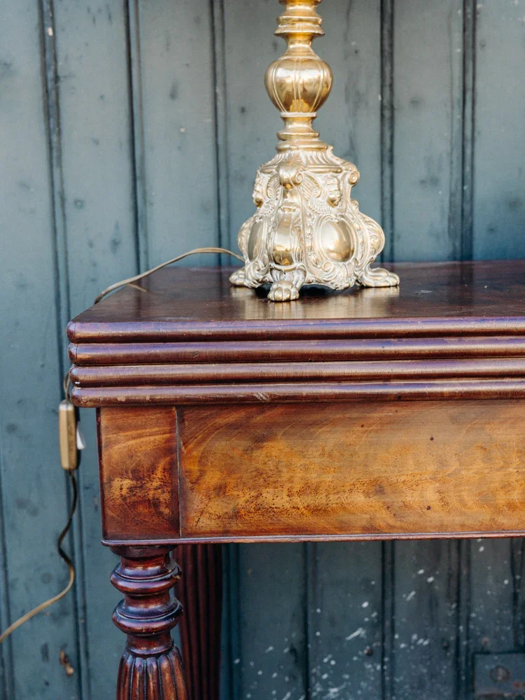 Billie, la table de jeux pliante en acajou N°8