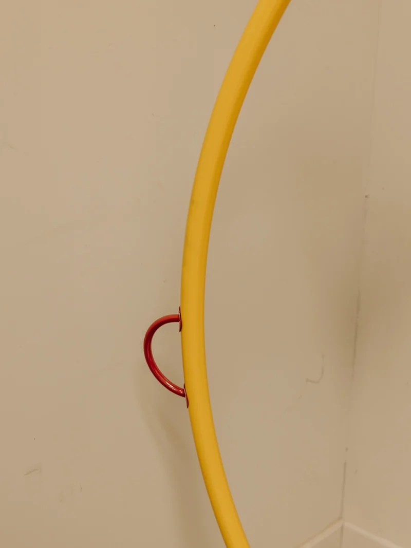 Julien, le lampadaire coloré et géométrique N°364